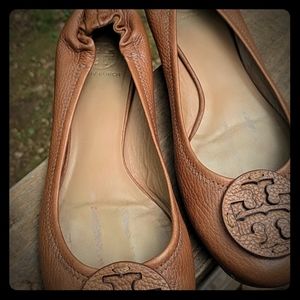 Tory Burch caramel flat flats shoes sz size 11